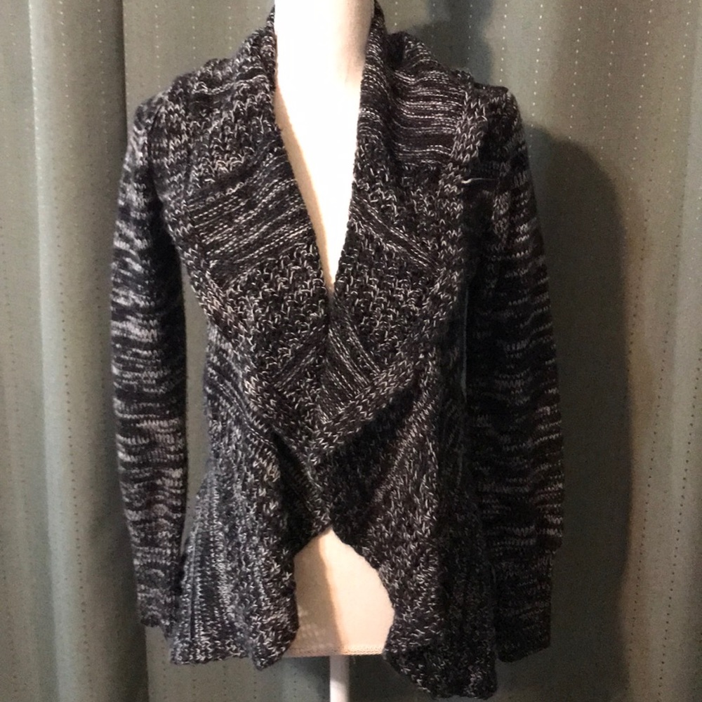 Signature studio size small